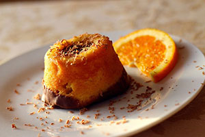 Picture of orange cake with fruit